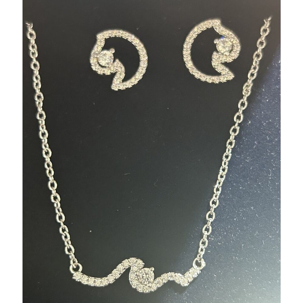 Montana Silversmiths Crystal Post Earrings And Necklace Jewelry Set Western Teen